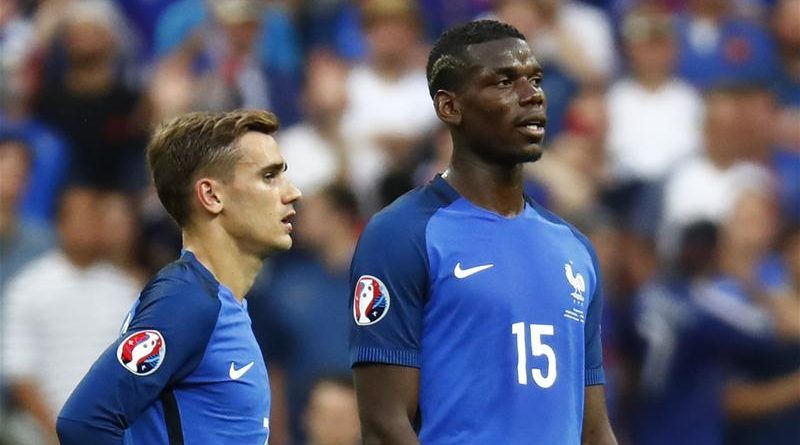 Pogba danh xo soi co canh cho griezmann