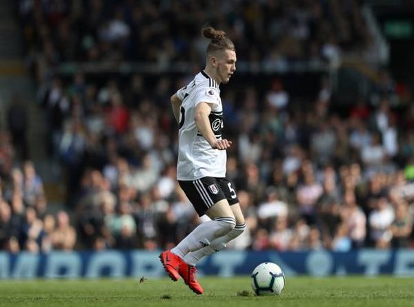 Top 10 cầu thủ trẻ nhất Premier League thời điểm hiện tại