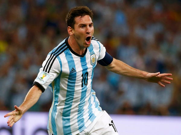 Chuyển nhượng 1/7: Messi trở thành cầu thủ tự do