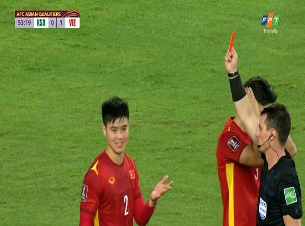 Thẻ đỏ phạt bao nhiêu tiền?