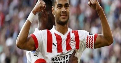Chuyển nhượng 1/11: PSV báo giá bán Gakpo cho Man United