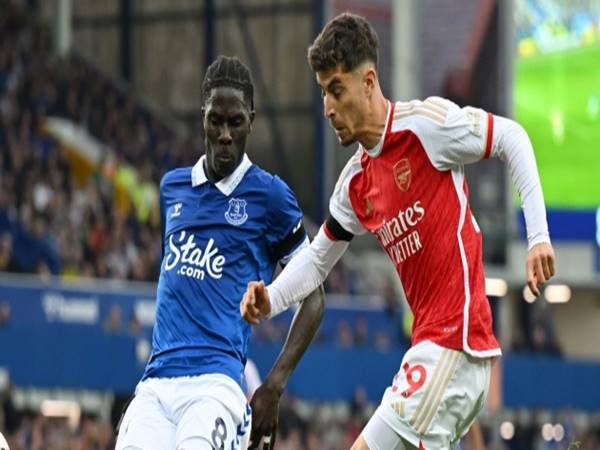 Chuyển nhượng 17/6: Arsenal vượt MU ở thương vụ Onana