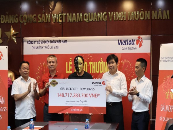 Trúng Vietlott Power 6/55 nhận thưởng ở đâu?