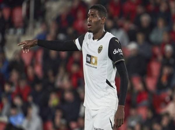 Chuyển nhượng 27/5: RB Leipzig chuẩn bị ký xong Mosquera