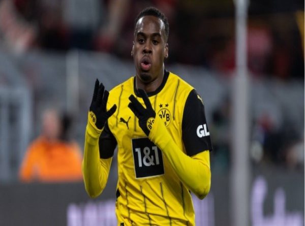 Chuyển nhượng Anh: Jamie Gittens chuẩn bị gia nhập Chelsea