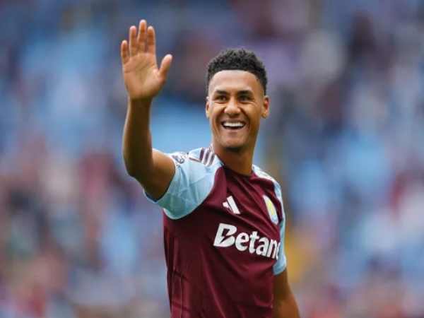 Chuyển nhượng BĐ: Man United để mắt đến Ollie Watkins