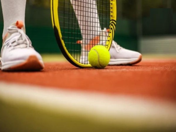 Các chấn thương thường gặp khi chơi tennis cách phòng tránh