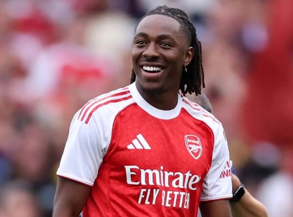 Tin Arsenal 25/8: Eze trở lại Arsenal với mức giá kỷ lục