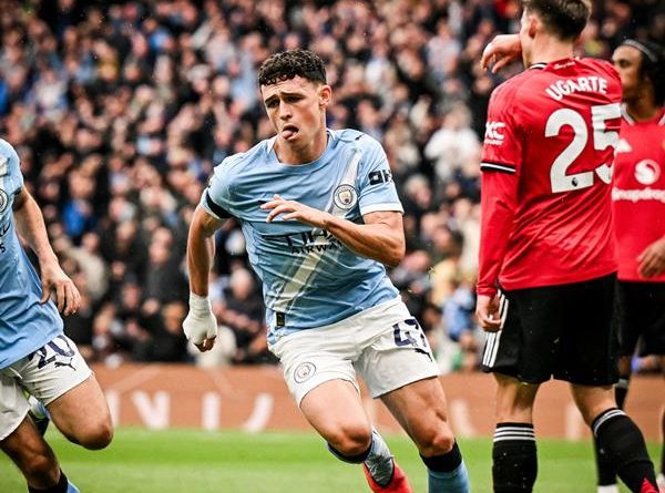Chuyển nhượng Man City: Nhận đề nghị khổng lồ cho Phil Foden