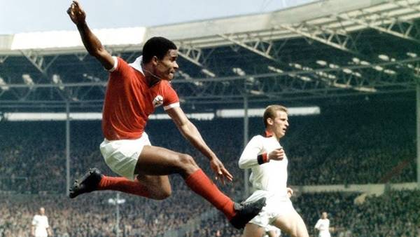 Eusebio số áo Eusebio số áo