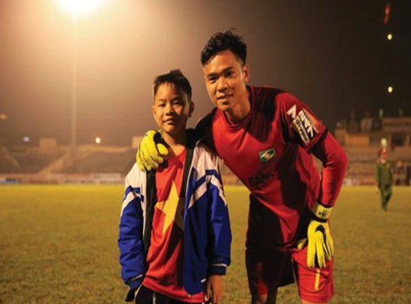 Thông tin thủ môn Nguyên Mạnh: Hành trình thi đấu tại ĐTVN