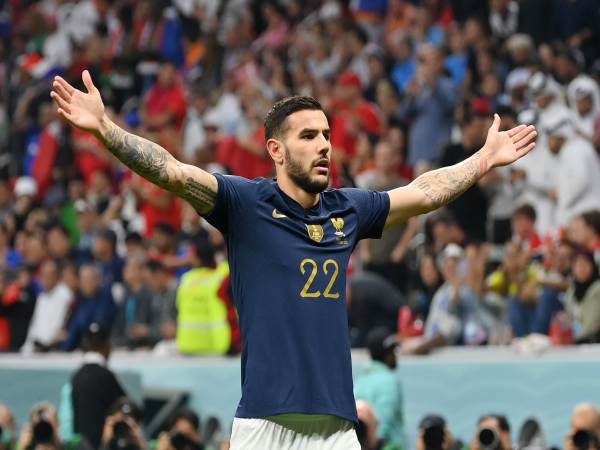 Danh sách số áo Theo Hernandez ở các CLB và ĐTQG Pháp