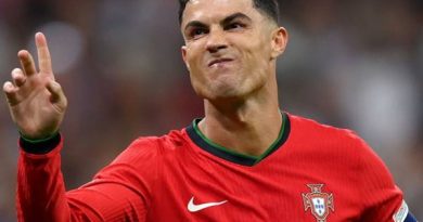 Những cầu thủ mang áo số 7 vĩ đại nhất làng túc cầu