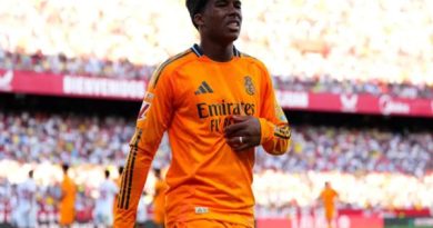 Chuyển nhượng Real: Endrick gây áp lực lên Real Madrid