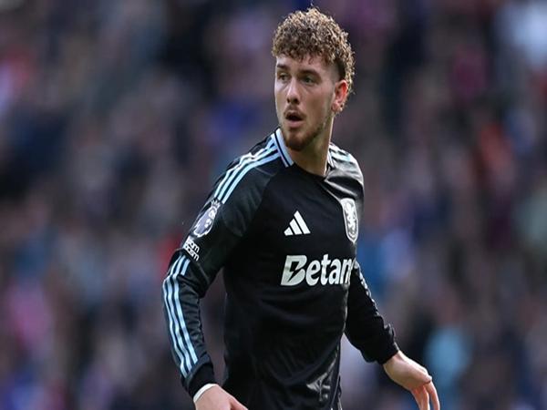 Elliott có thể trở lại Liverpool