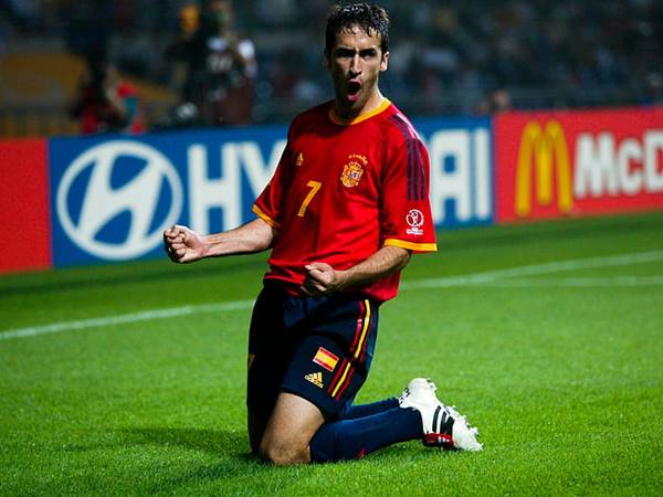 những cầu thủ mang áo số 7 xuất sắc nhất