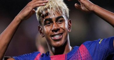 Tin BĐ: Yamal trắng tay 2025 chưa chạm đỉnh vinh quang