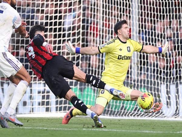 Aston Villa cân nhắc ký hợp đồng dài hạn với Sancho