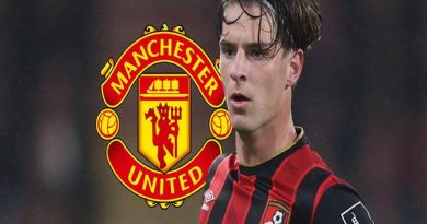 Alex Scott lọt tầm ngắm của Man Utd