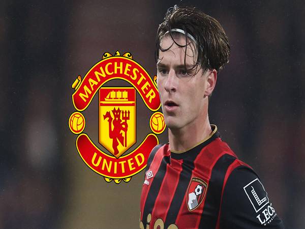 Alex Scott lọt tầm ngắm của Man Utd