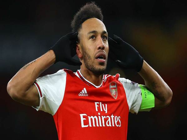 Đội trưởng Pierre-Emerick Aubameyang